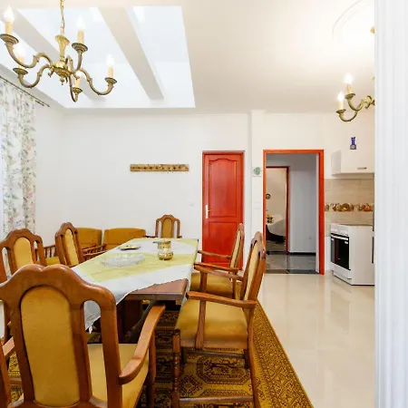 Tilia 1 By Interhome