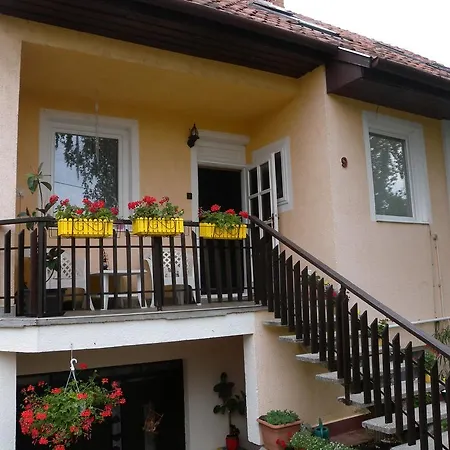 Apartment Balatonalmadi 1 * Balatonalmádi