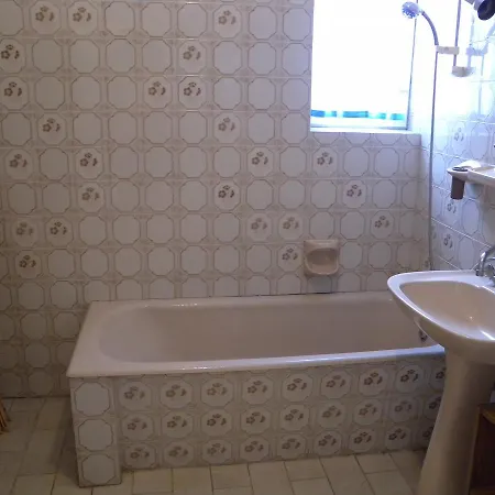 Casa vacanze Apartment Balatonalmadi 1 *