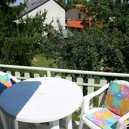 Apartment Balatonalmadi 1 * Balatonalmádi