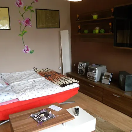 Apartment Balatonalmadi 1 *